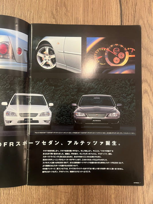 Toyota Altezza booklet