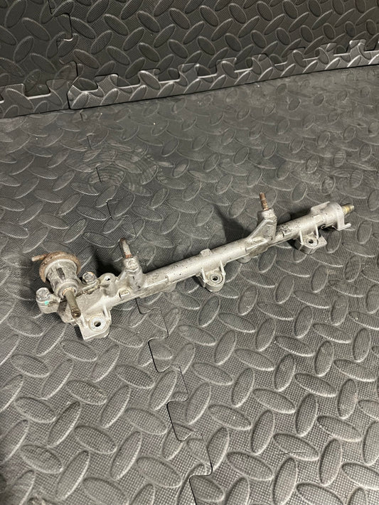 B16b fuel rail