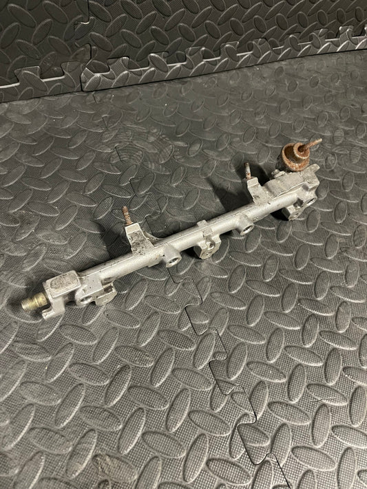B16b fuel rail